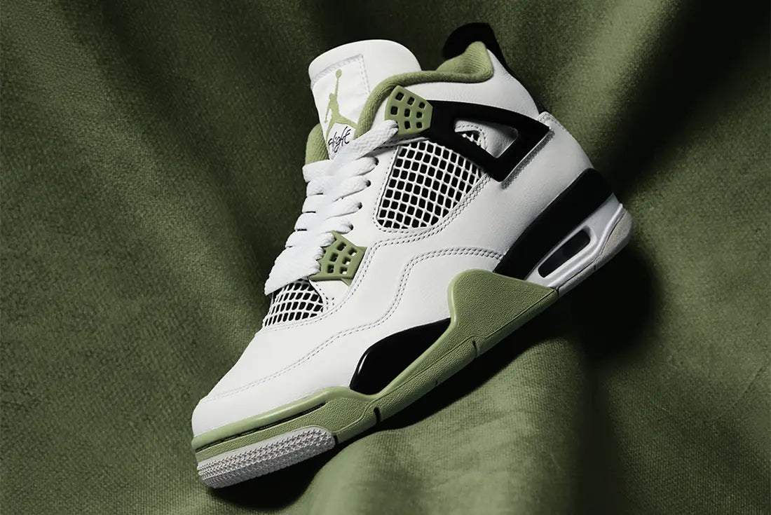 JD4 RETRO SEAFOAM (WOMENS)